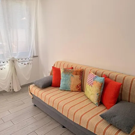 Jrg - A Casa Di Mamma - Lägenhet Porto Torres
